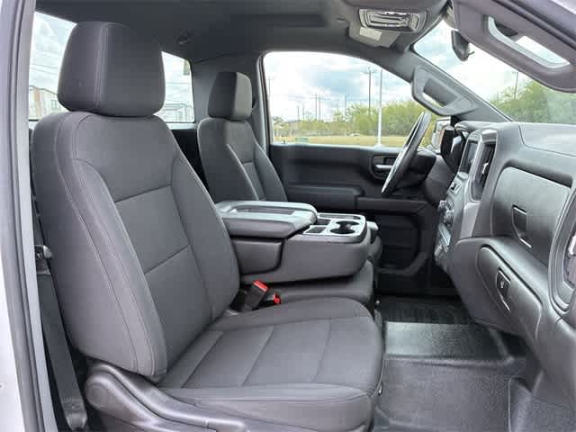 Thumbnail: 2024 Chevrolet Silverado 1500 - 19