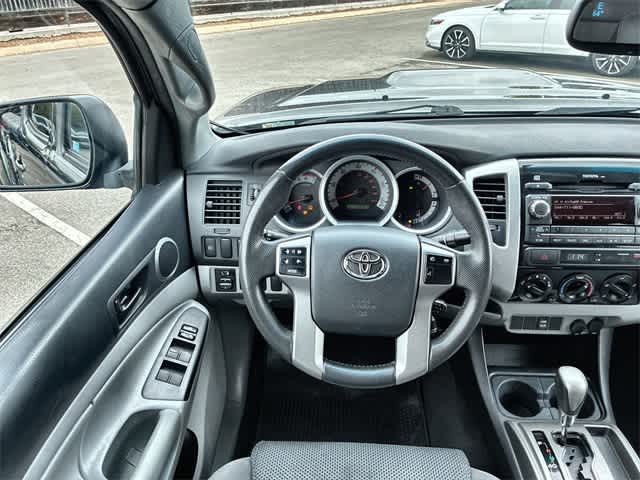 Thumbnail: 2012 Toyota Tacoma - 23