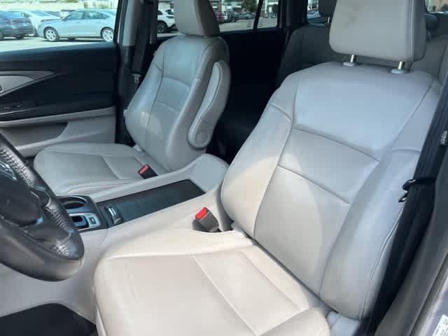 Thumbnail: 2020 Honda Pilot - 23