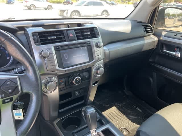 Thumbnail: 2014 Toyota 4Runner - 20