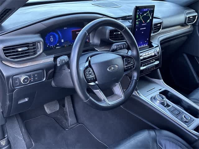 Thumbnail: 2022 Ford Explorer - 2