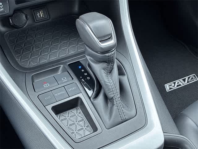 Thumbnail: 2024 Toyota RAV4 - 35