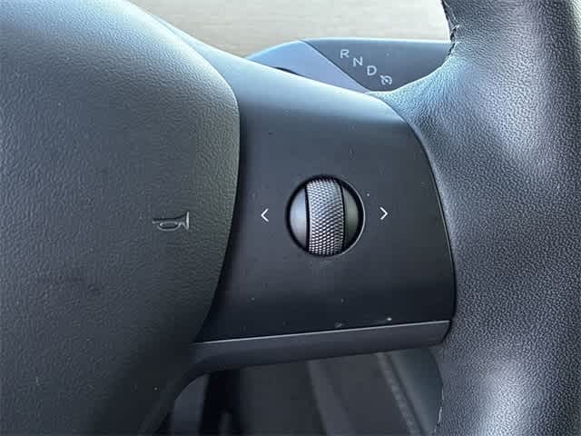 Thumbnail: 2022 Tesla Model Y - 26