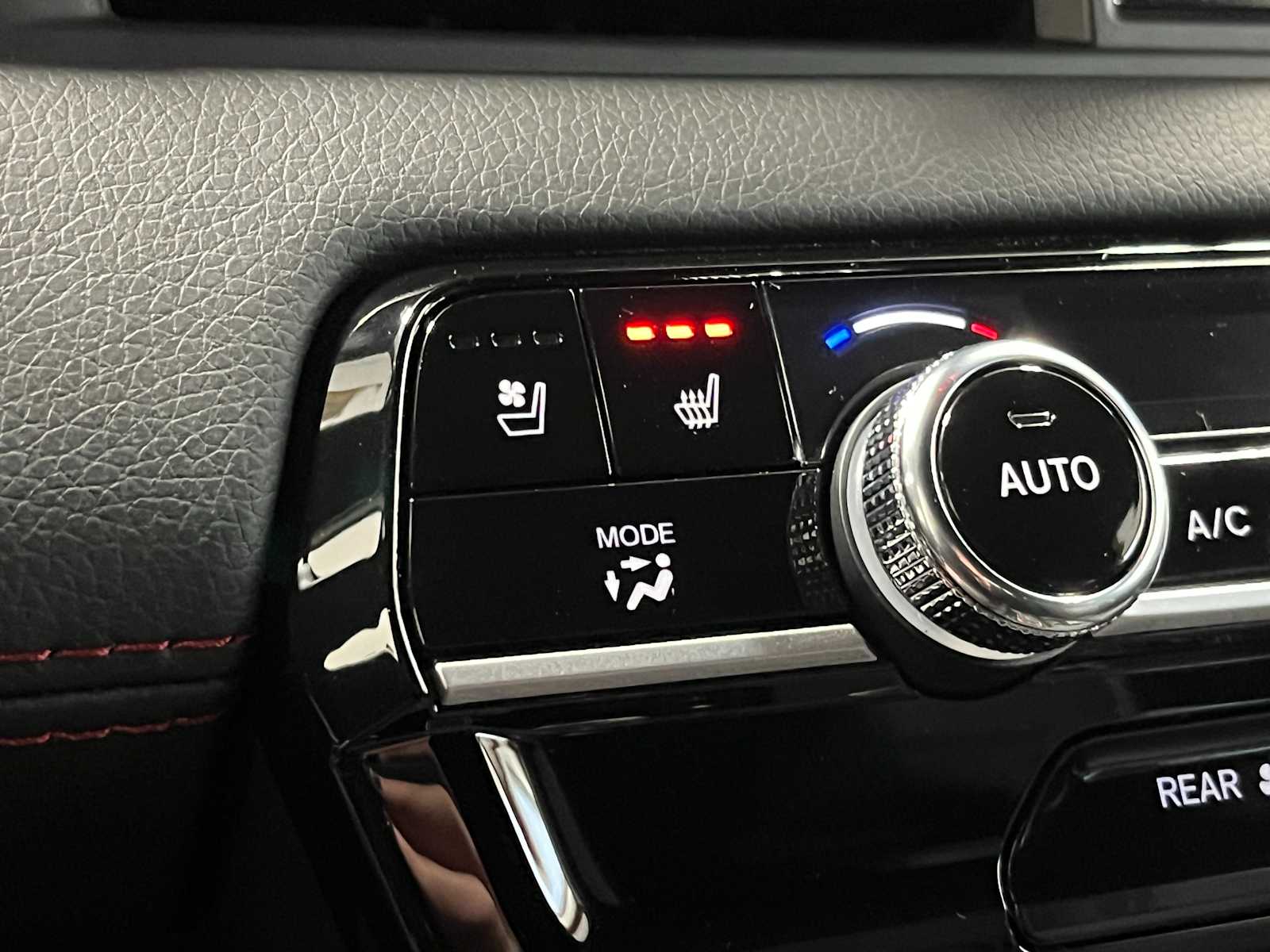 Thumbnail: 2025 Honda Pilot - 18