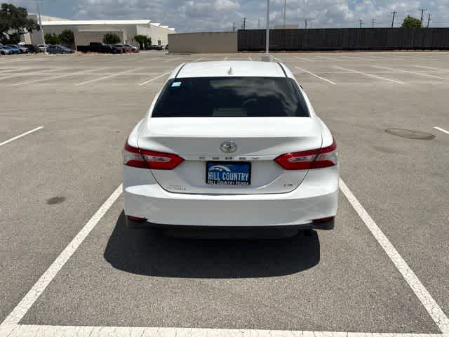 Thumbnail: 2019 Toyota Camry - 4