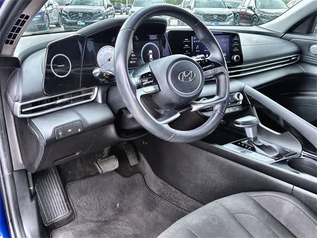 Thumbnail: 2021 Hyundai Elantra - 2