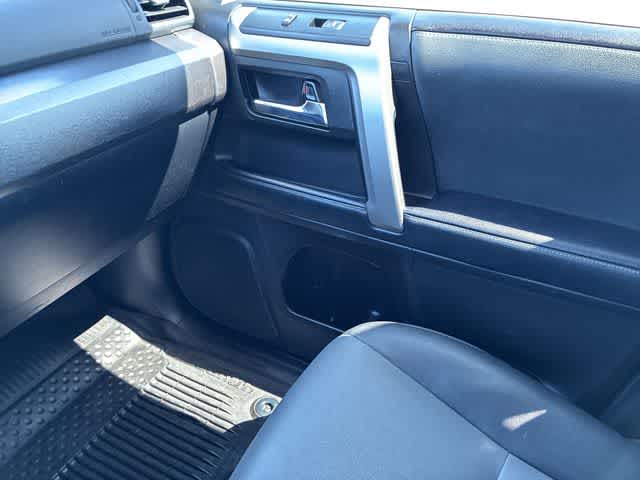 Thumbnail: 2021 Toyota 4Runner - 33