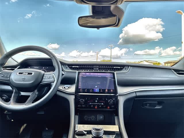 Thumbnail: 2023 Jeep Grand Cherokee - 28