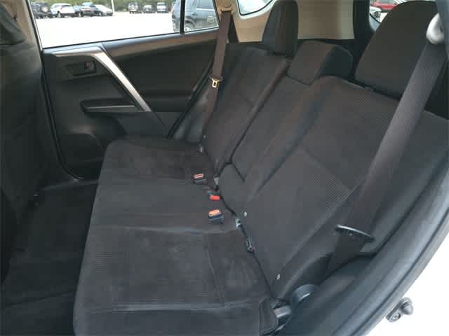 Thumbnail: 2017 Toyota RAV4 - 20