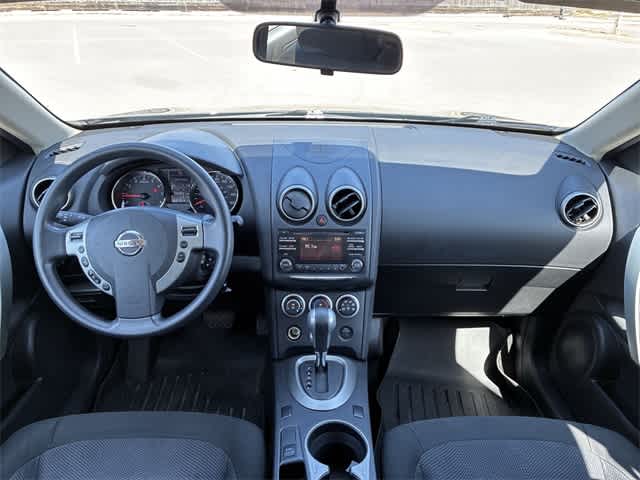 Thumbnail: 2015 Nissan Rogue - 16