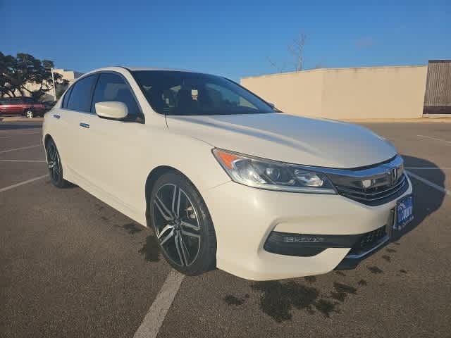 2017 Honda Accord Sport photo 3