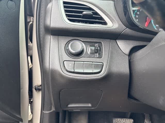 Thumbnail: 2020 Chevrolet Spark - 10