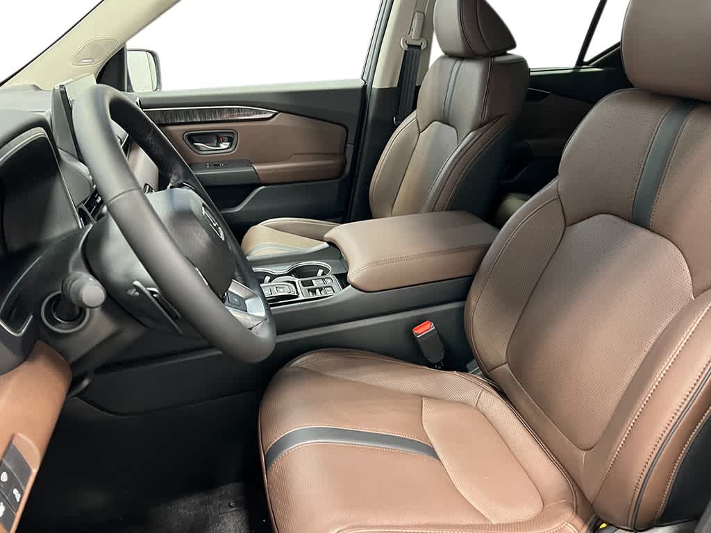Thumbnail: 2025 Honda Pilot - 14