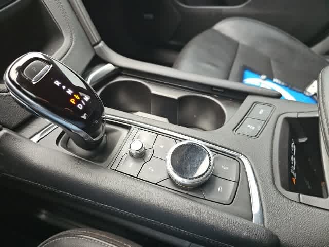 Thumbnail: 2021 Cadillac XT6 - 17