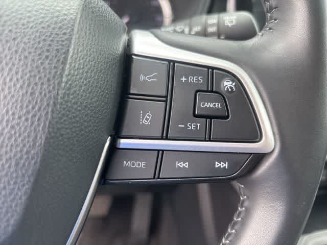 Thumbnail: 2024 Toyota Highlander - 12