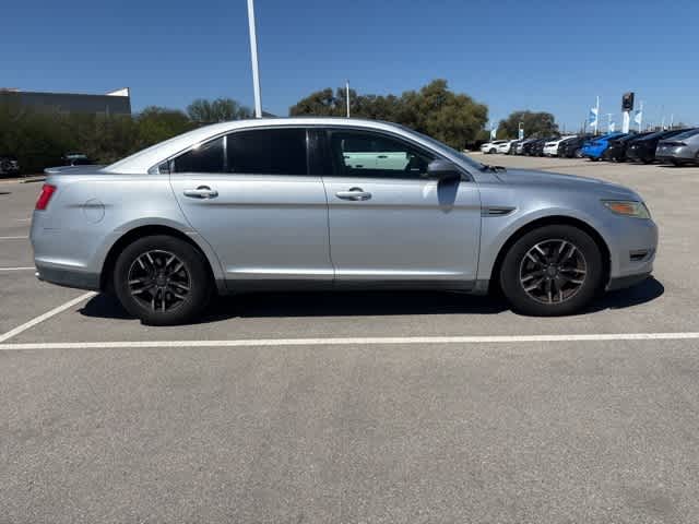 Thumbnail: 2010 Ford Taurus - 6