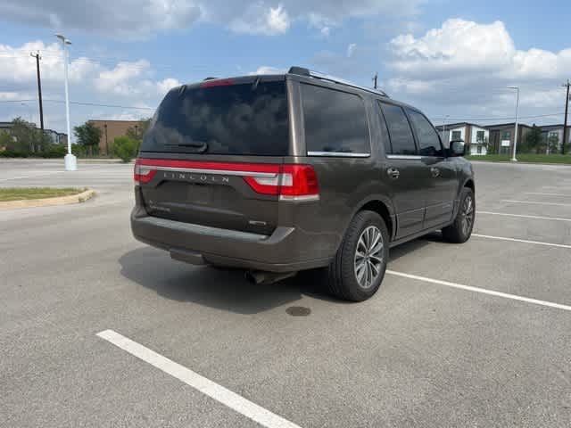 Thumbnail: 2016 Lincoln Navigator - 5