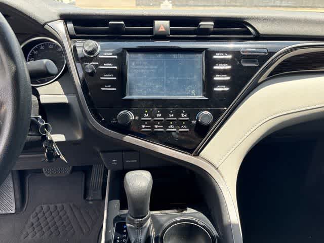 Thumbnail: 2019 Toyota Camry - 20