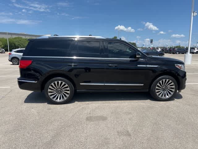 Thumbnail: 2021 Lincoln Navigator - 6