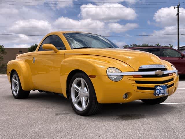 Thumbnail: 2003 Chevrolet SSR - 10