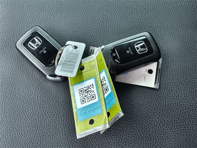 Thumbnail: 2025 Honda Ridgeline - 39