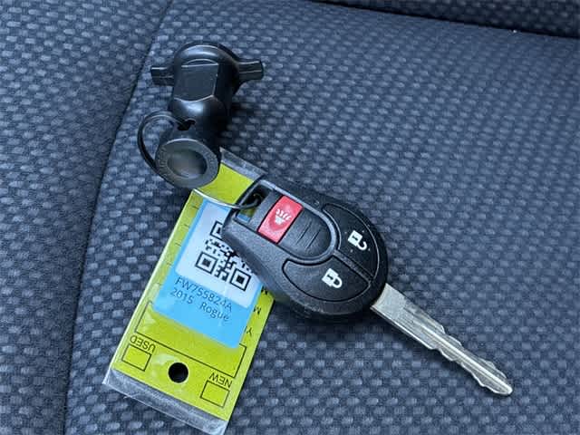 Thumbnail: 2015 Nissan Rogue - 35