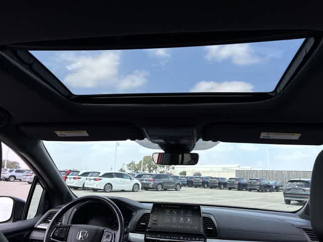 Thumbnail: 2025 Honda Odyssey - 23