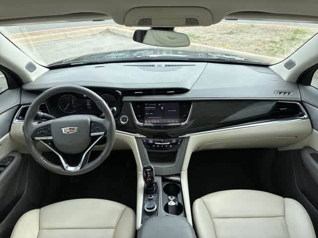 Thumbnail: 2021 Cadillac XT6 - 16