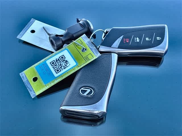 Thumbnail: 2018 Lexus LC - 26