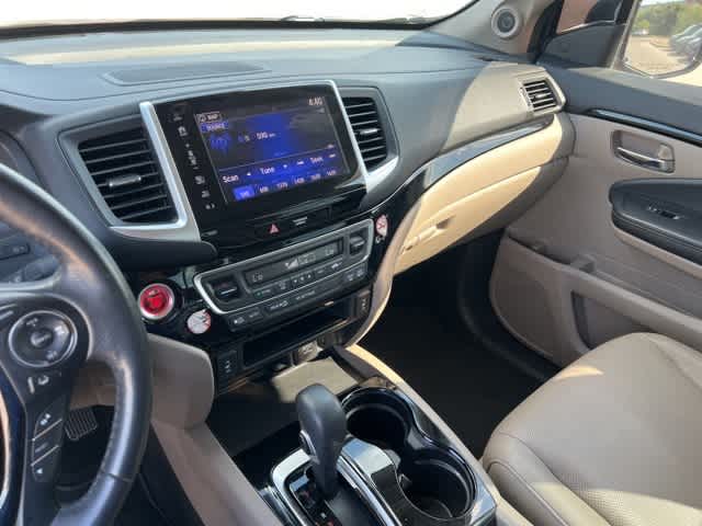 Thumbnail: 2019 Honda Ridgeline - 19