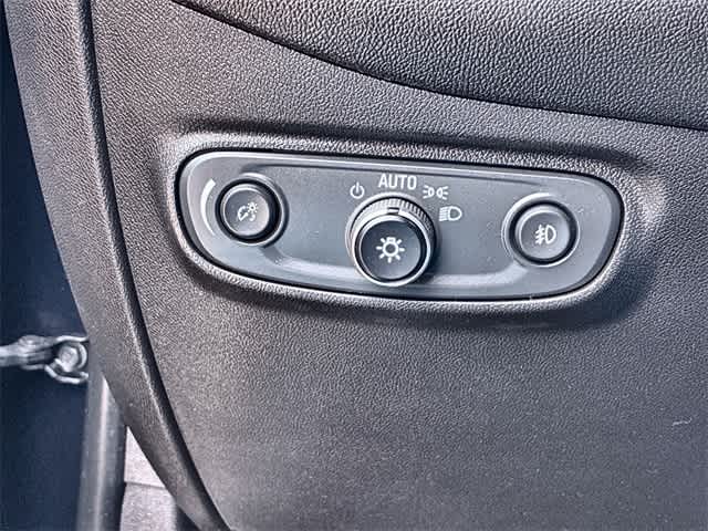 Thumbnail: 2021 Chevrolet Equinox - 39