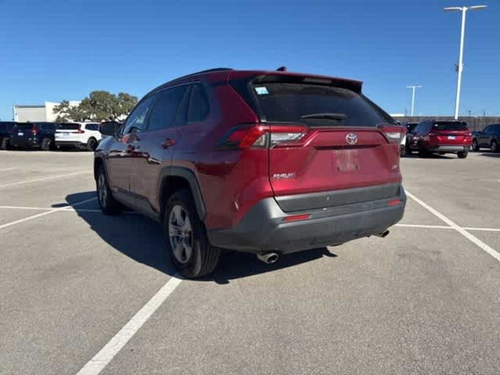 Used 2022 Toyota RAV4 XLE SUV