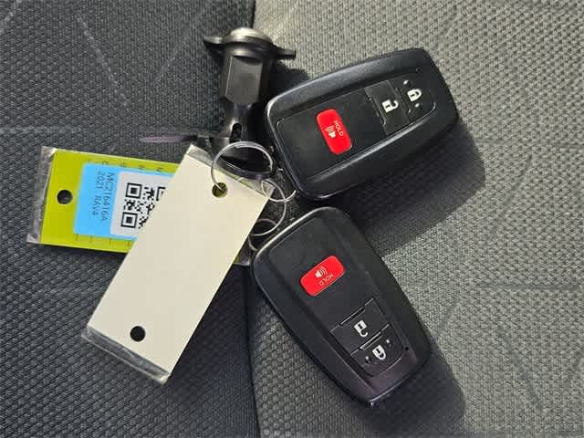 Thumbnail: 2021 Toyota RAV4 - 36