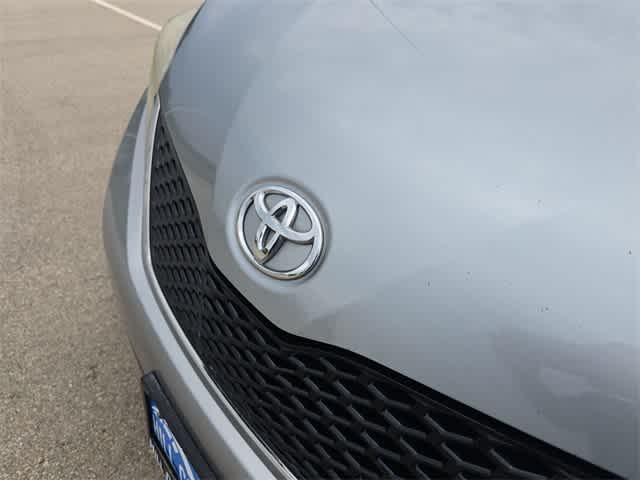2013 Toyota Sienna SE 12