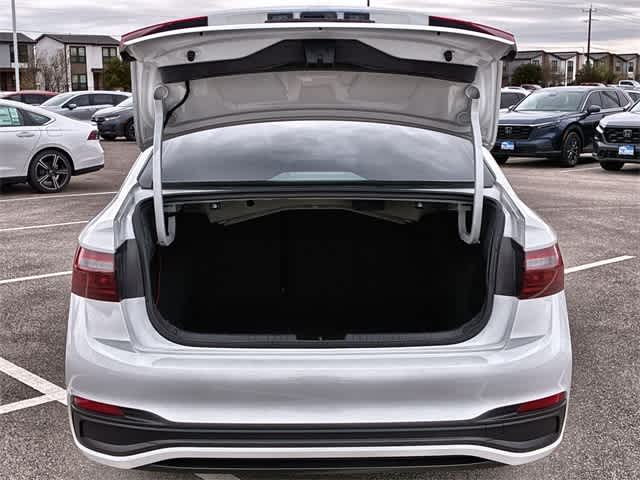 Thumbnail: 2023 Volkswagen Jetta - 35