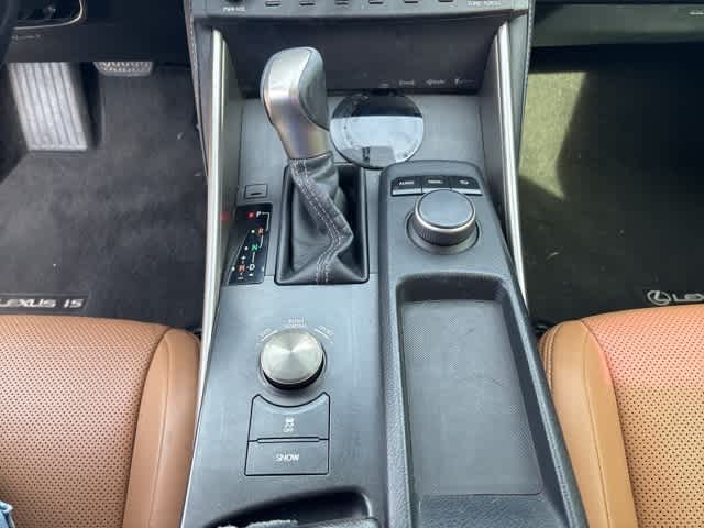 Thumbnail: 2015 Lexus IS - 17