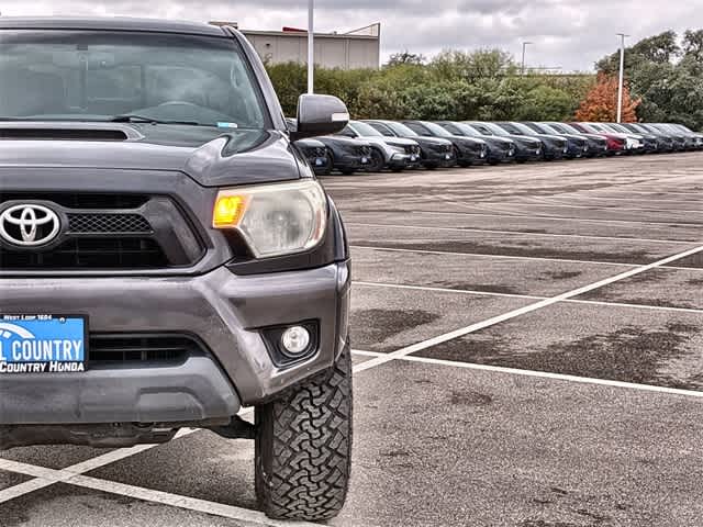 Thumbnail: 2012 Toyota Tacoma - 11