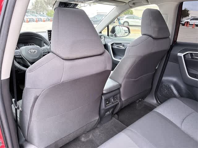 Thumbnail: 2022 Toyota RAV4 - 19