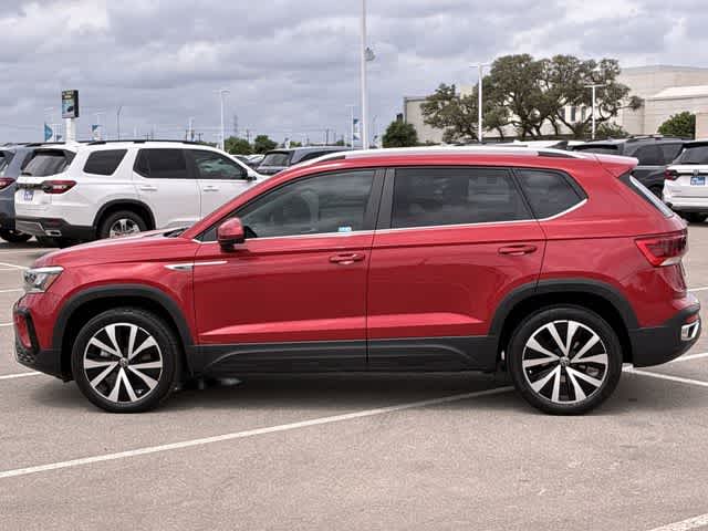 Thumbnail: 2022 Volkswagen Taos - 3