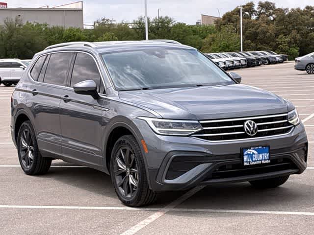 Thumbnail: 2023 Volkswagen Tiguan - 8