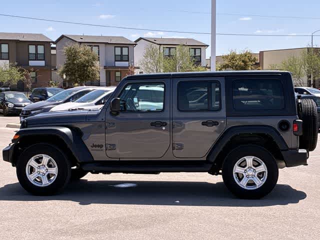 Thumbnail: 2022 Jeep Wrangler - 3