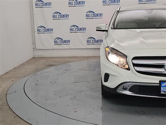 Thumbnail: 2017 Mercedes-Benz GLA - 10