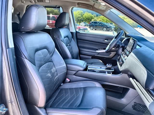 Thumbnail: 2025 Nissan Pathfinder - 24