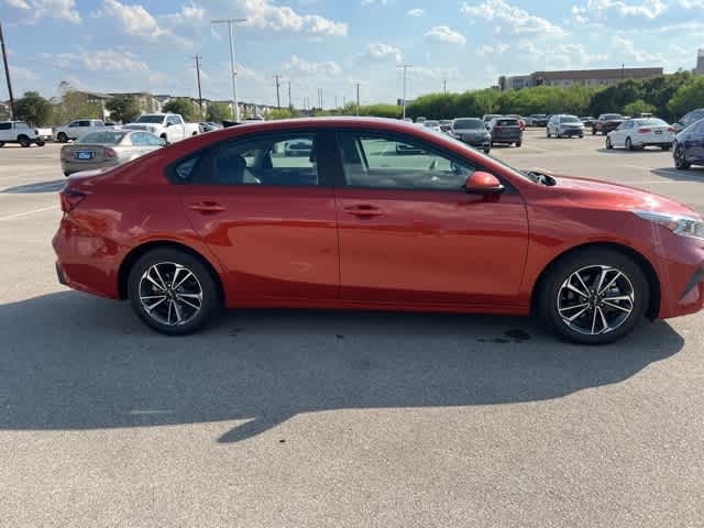 Thumbnail: 2023 Kia Forte - 6