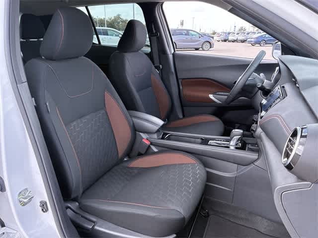 Thumbnail: 2024 Nissan Kicks - 32