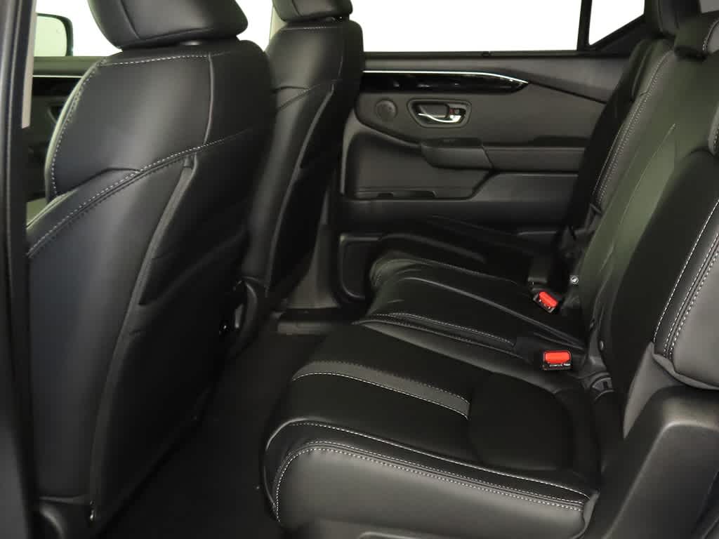 Thumbnail: 2026 Honda Pilot - 20