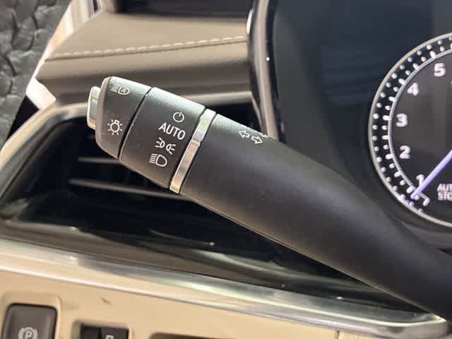 Thumbnail: 2021 Cadillac XT6 - 29