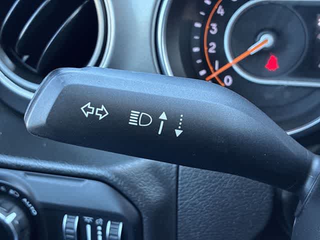 Thumbnail: 2022 Jeep Wrangler - 29