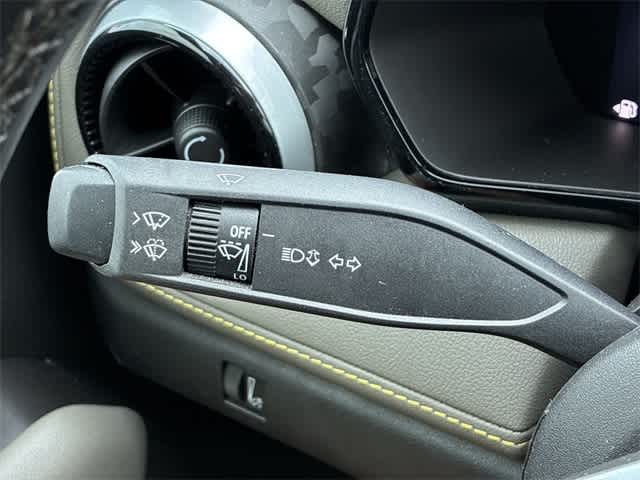 Thumbnail: 2024 Chevrolet Colorado - 27