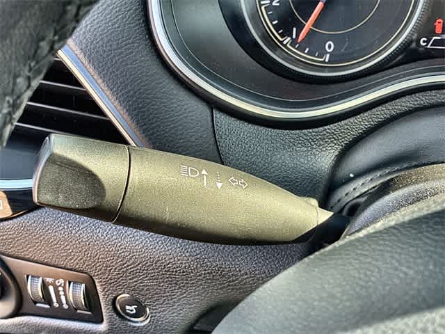 Thumbnail: 2023 Jeep Cherokee - 27